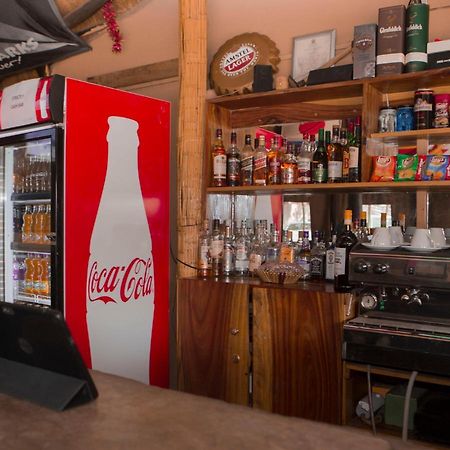 Хостел Lusaka Backpackers Экстерьер фото