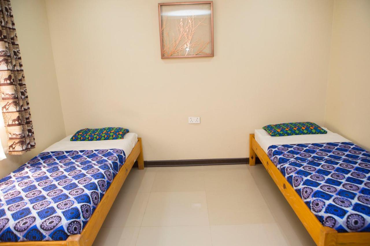 Хостел Lusaka Backpackers Экстерьер фото