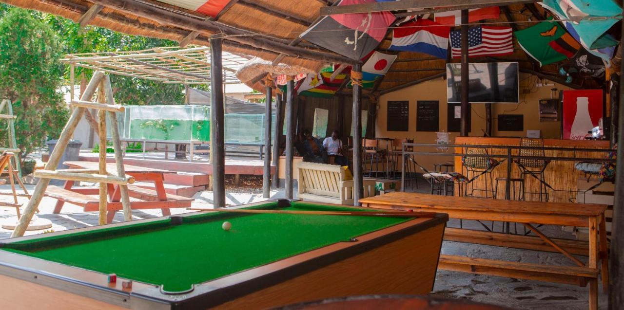 Хостел Lusaka Backpackers Экстерьер фото